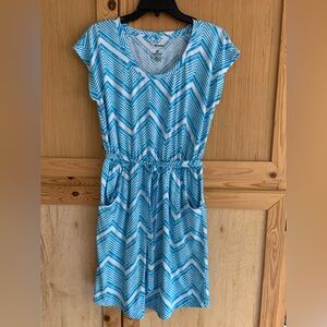 Women’s Sonoma Blue Chevron Patterned Knee Length Dress w/pockets Sz M